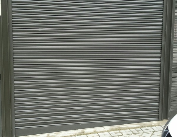 reparación de cierres metálicos en Las Rozas